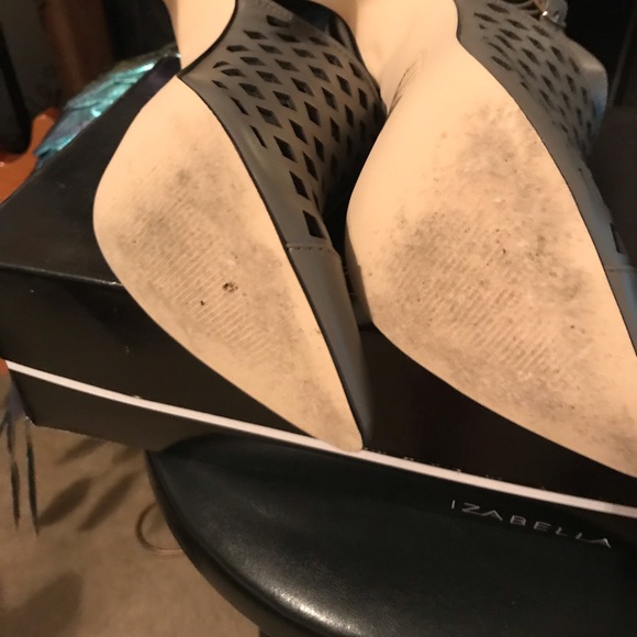 Izabella Rue - Picture 4 of 7